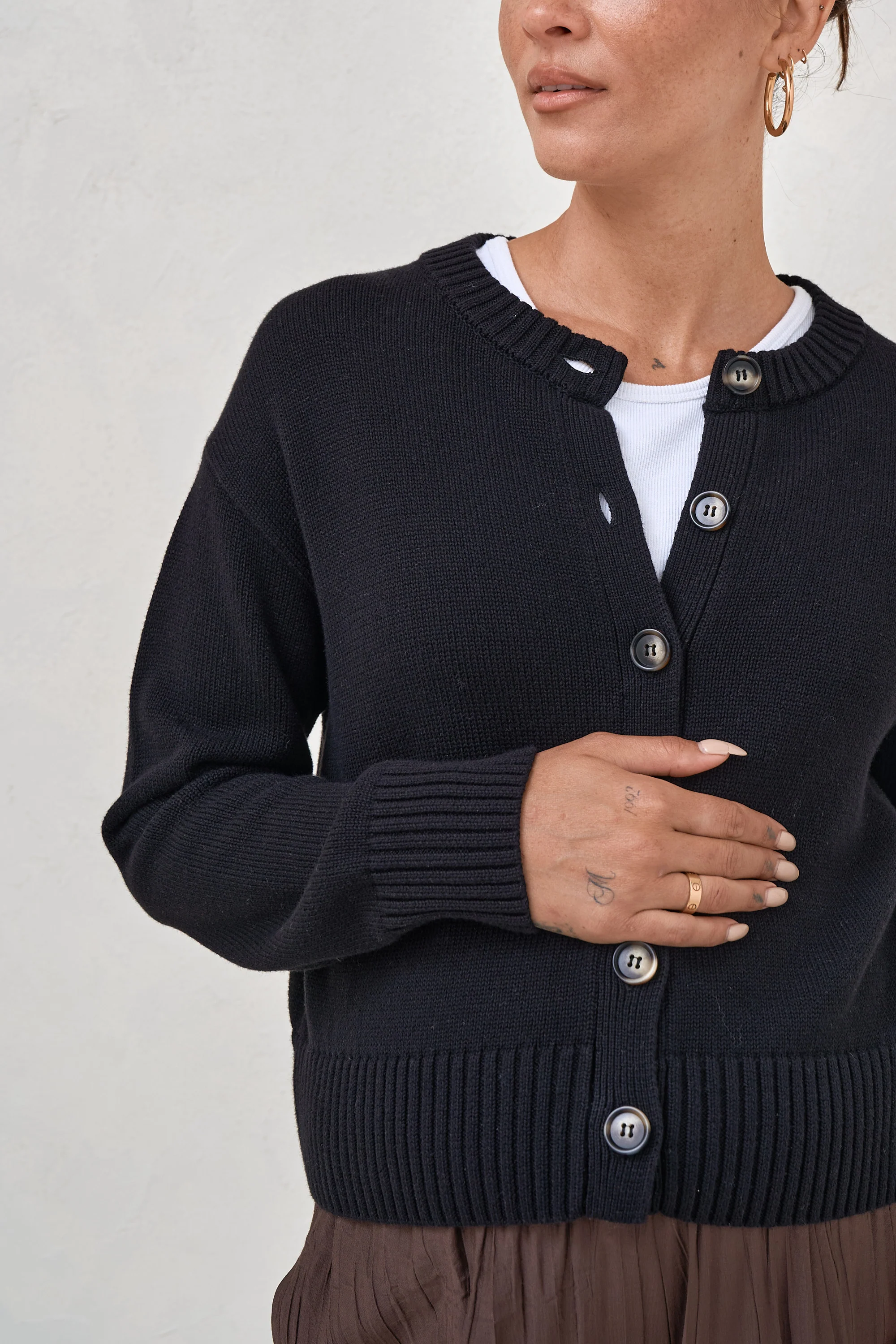 Live Light Cardigan - Black - Image 4