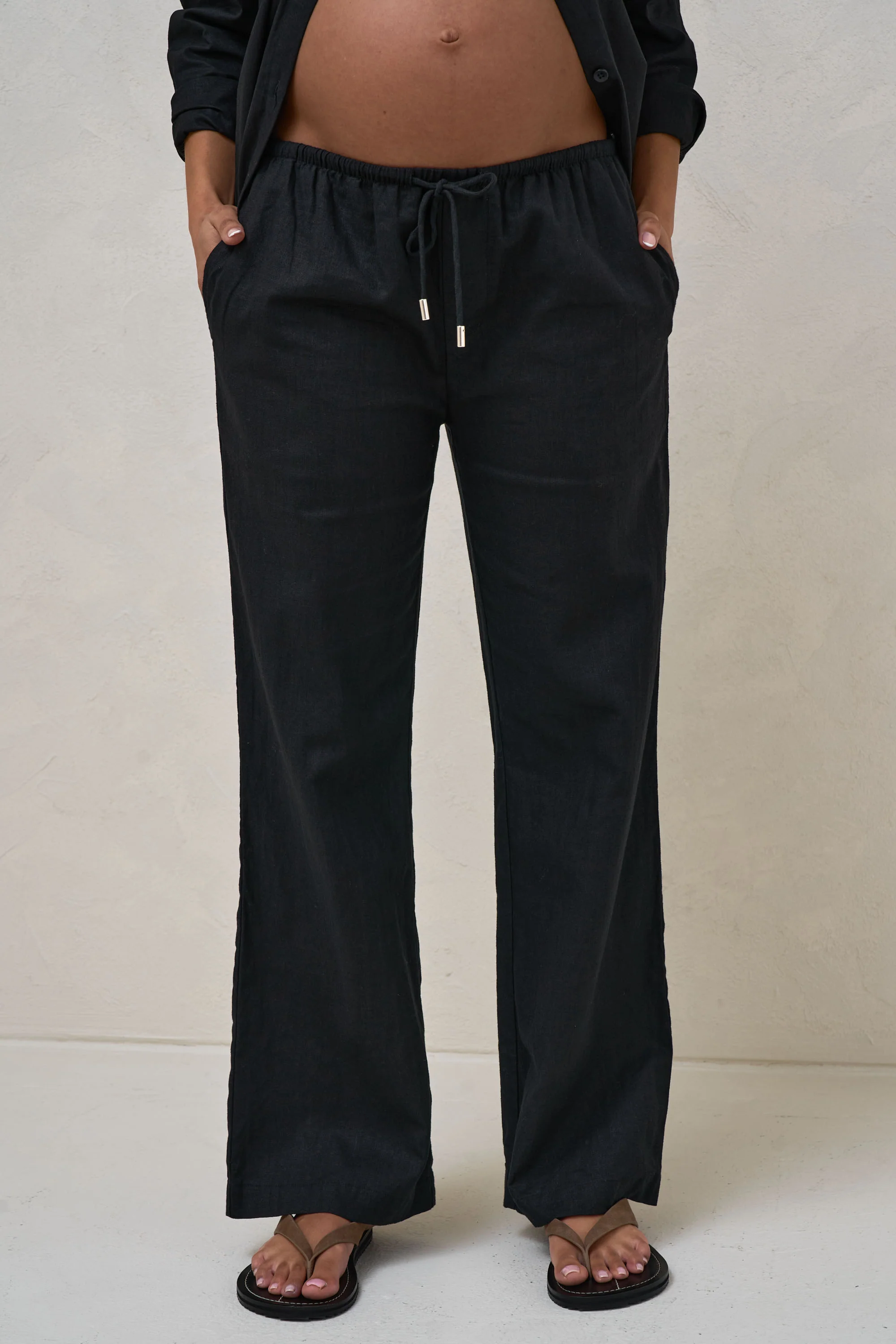 Timeless Wide Leg Linen Pant - Black - Image 5