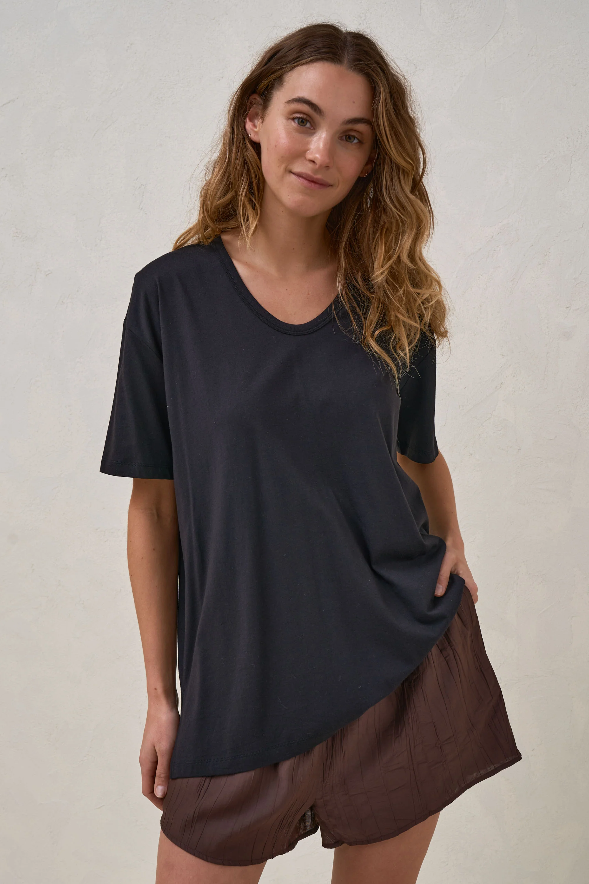 The Weekend Scoop Tee - Black* - Image 10