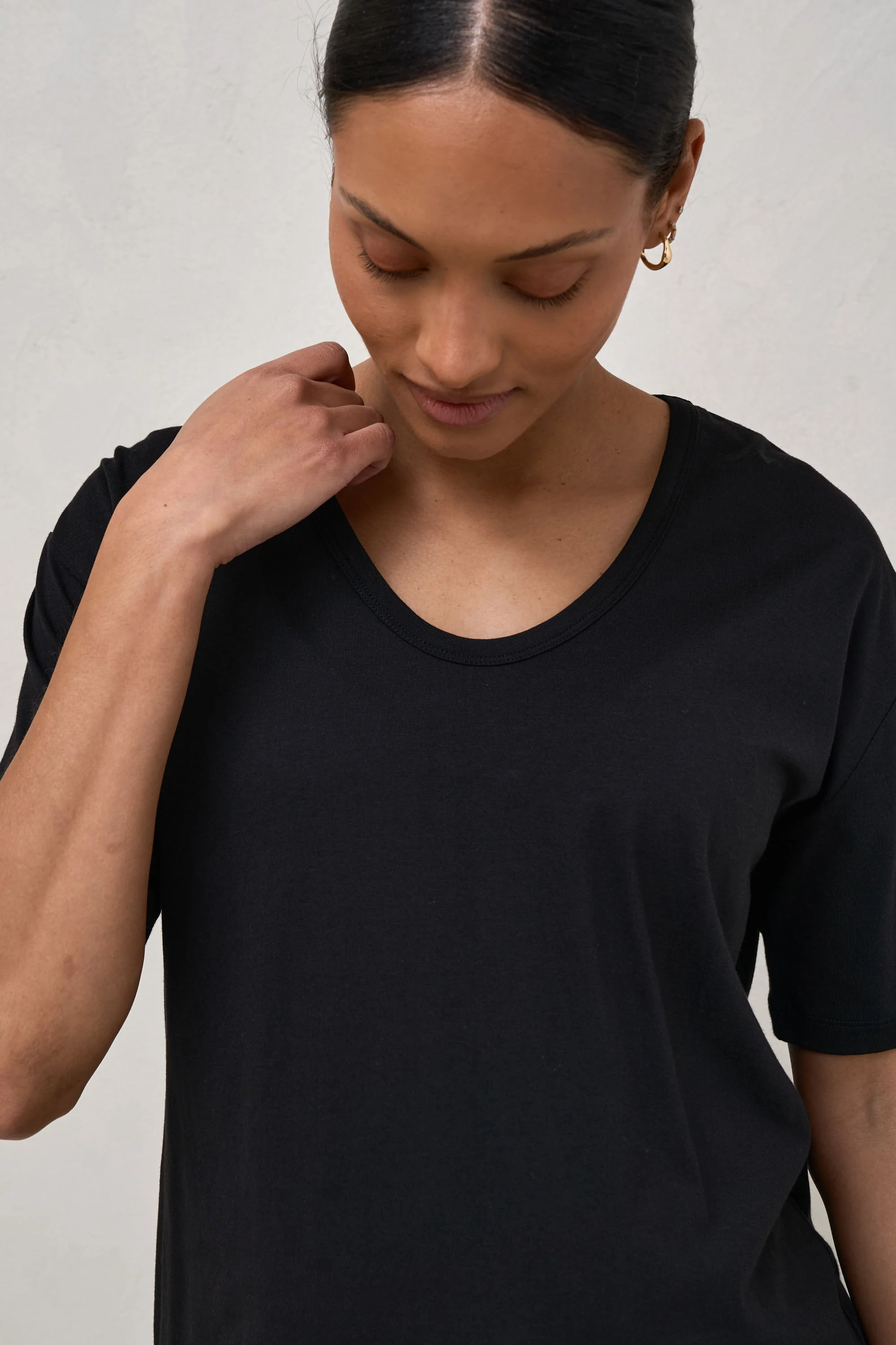 The Weekend Scoop Tee - Black* - Image 4