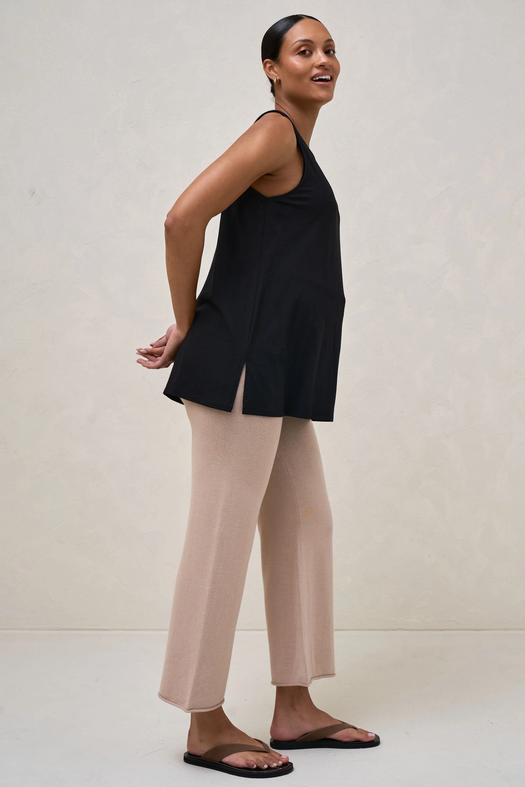 Into It tank - Black - Image 2