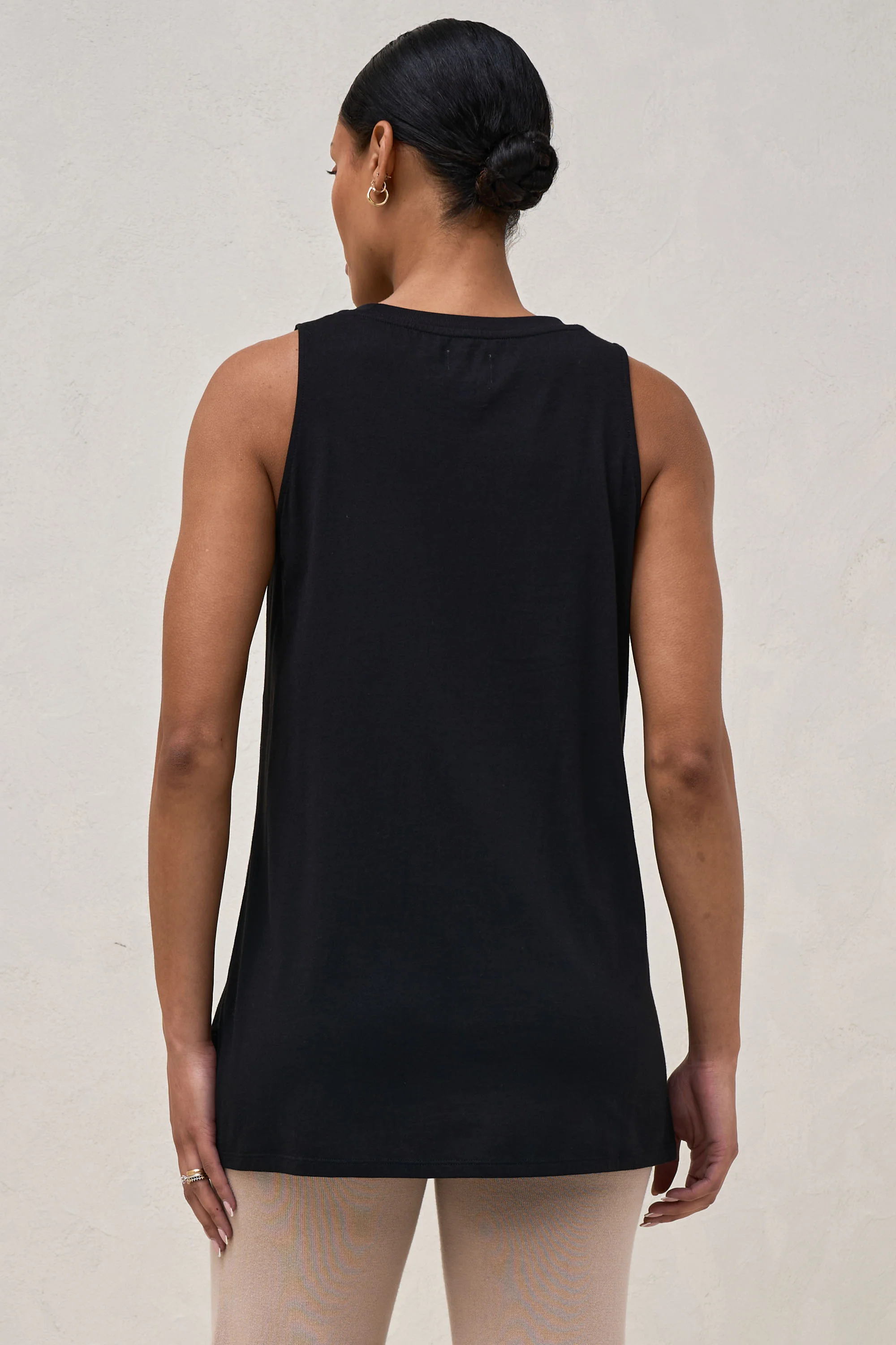 Into It tank - Black - Image 3