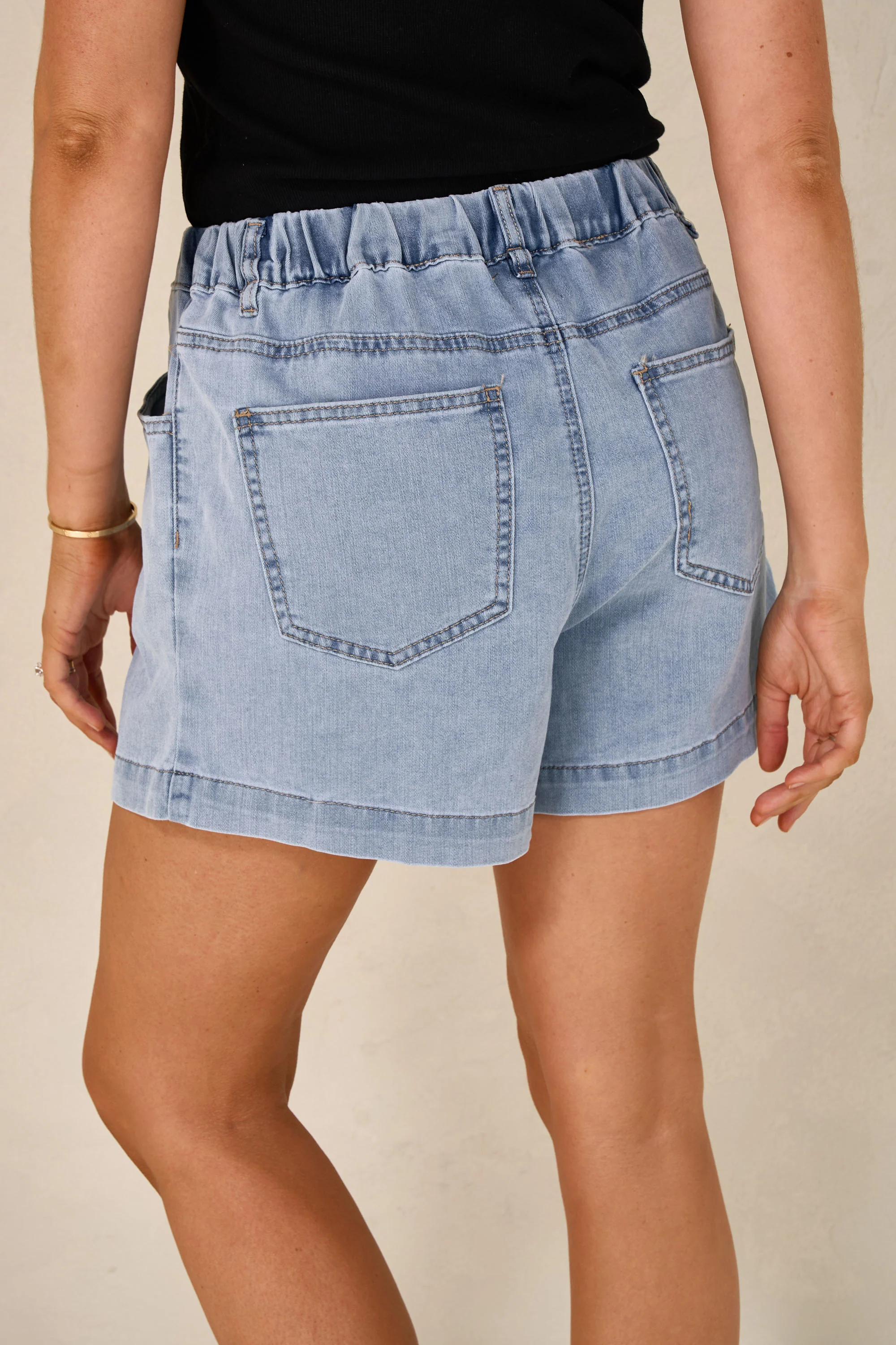 Frequent High Waist Short -Light Blue - Image 9