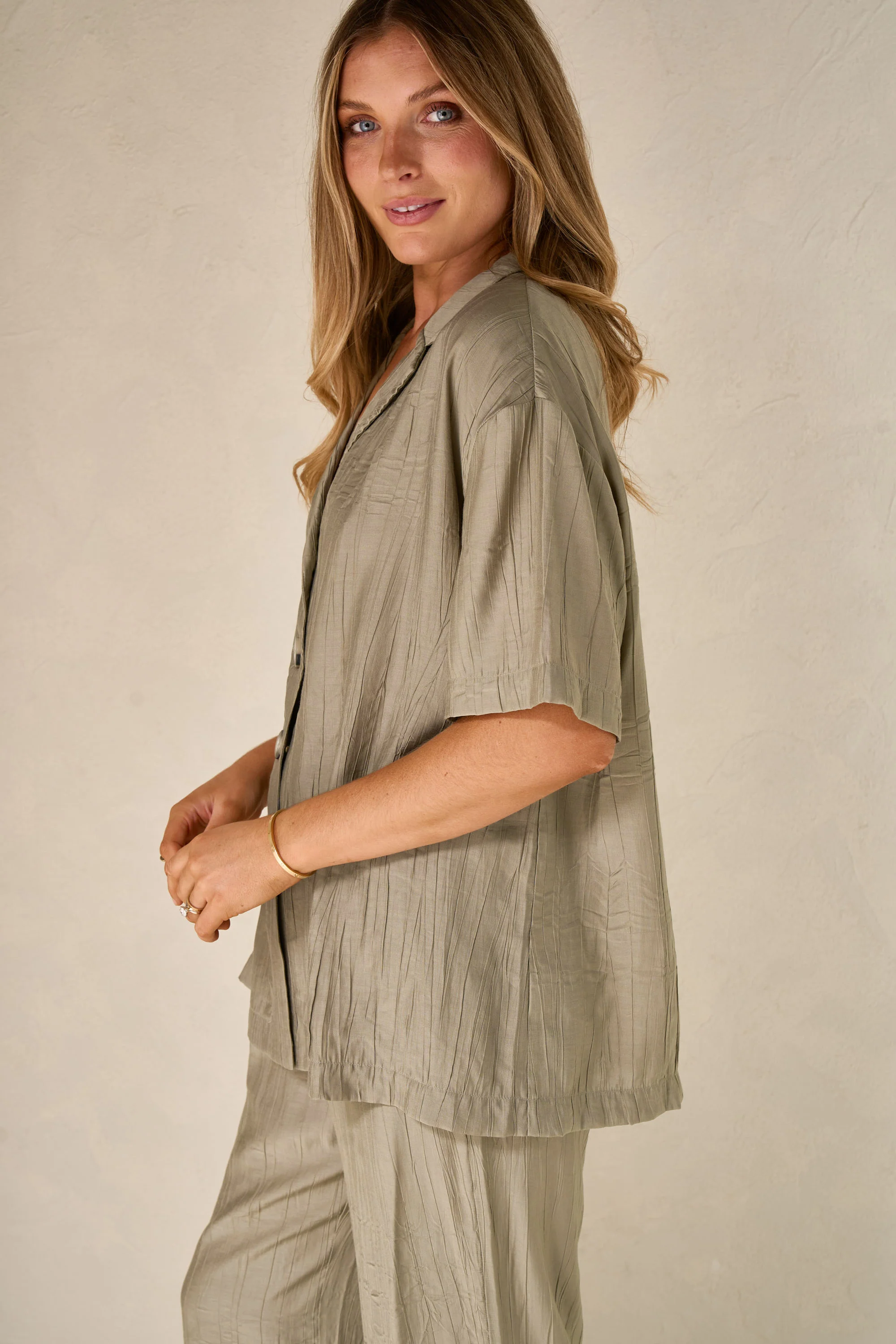 Ease Away Crinkle Shirt - Soft Khaki - Image 8