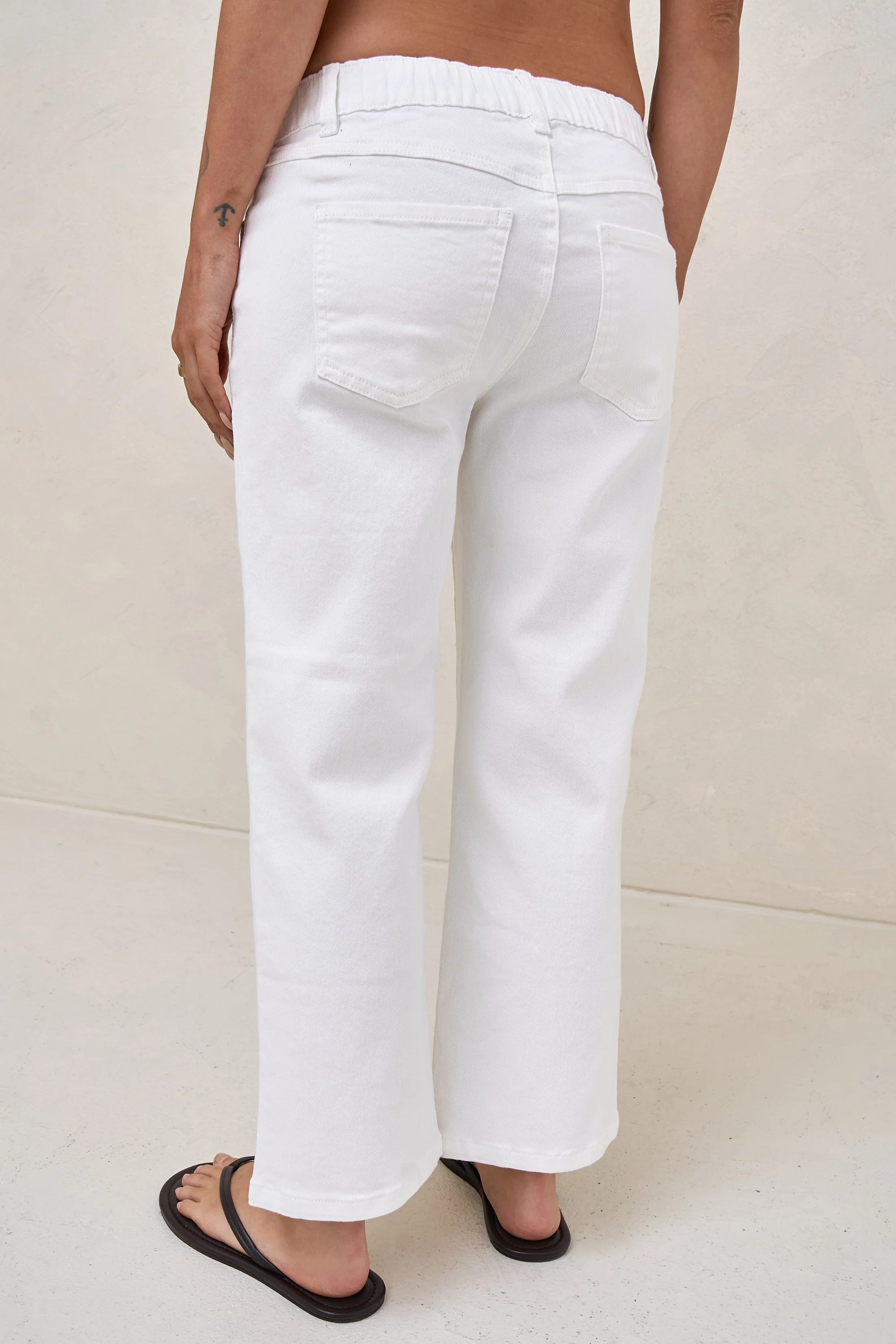 Walk The Talk Crop Wide Jean - White - Image 4