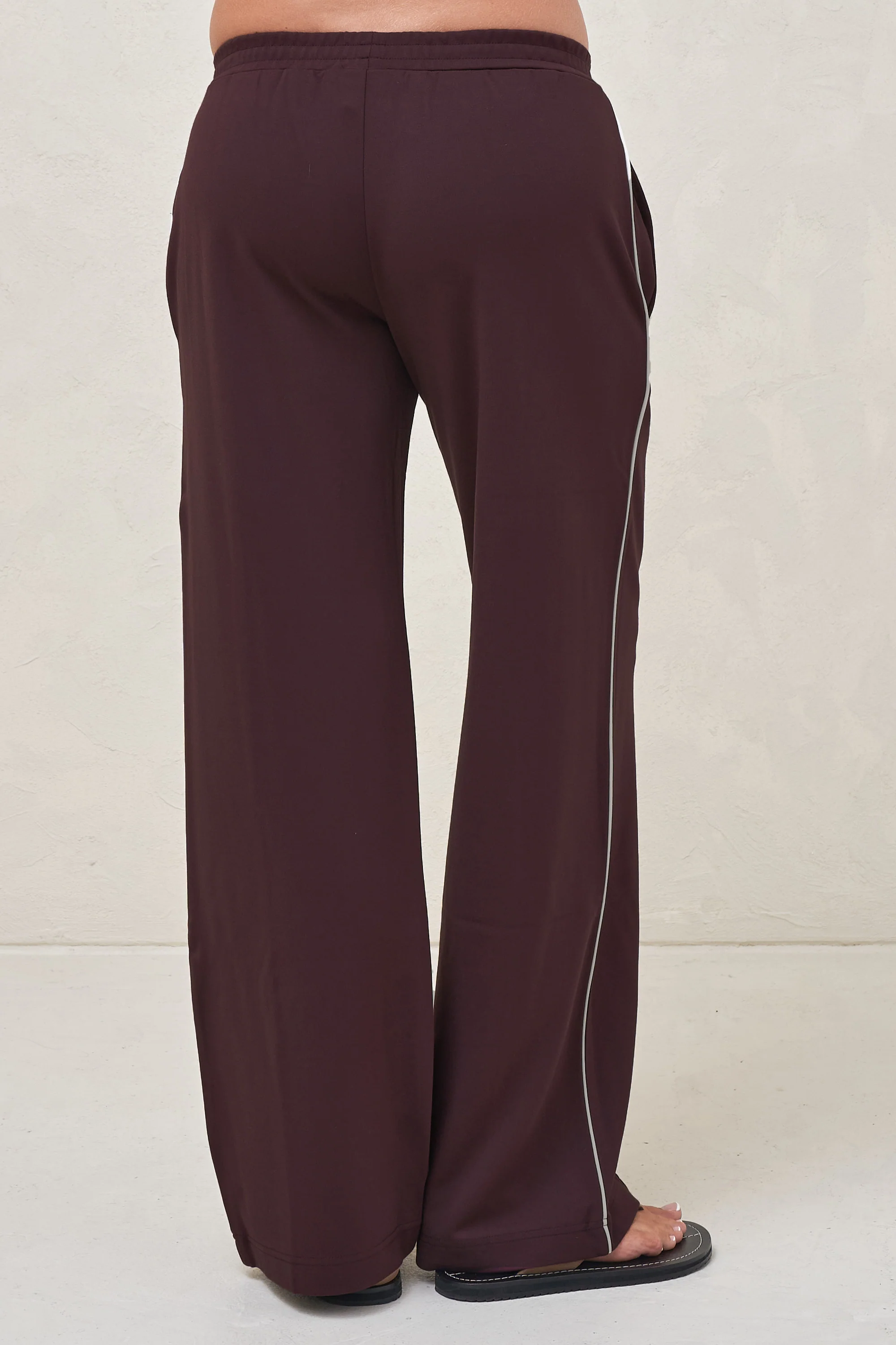 Baseline Trackpant - Burgundy - Image 3