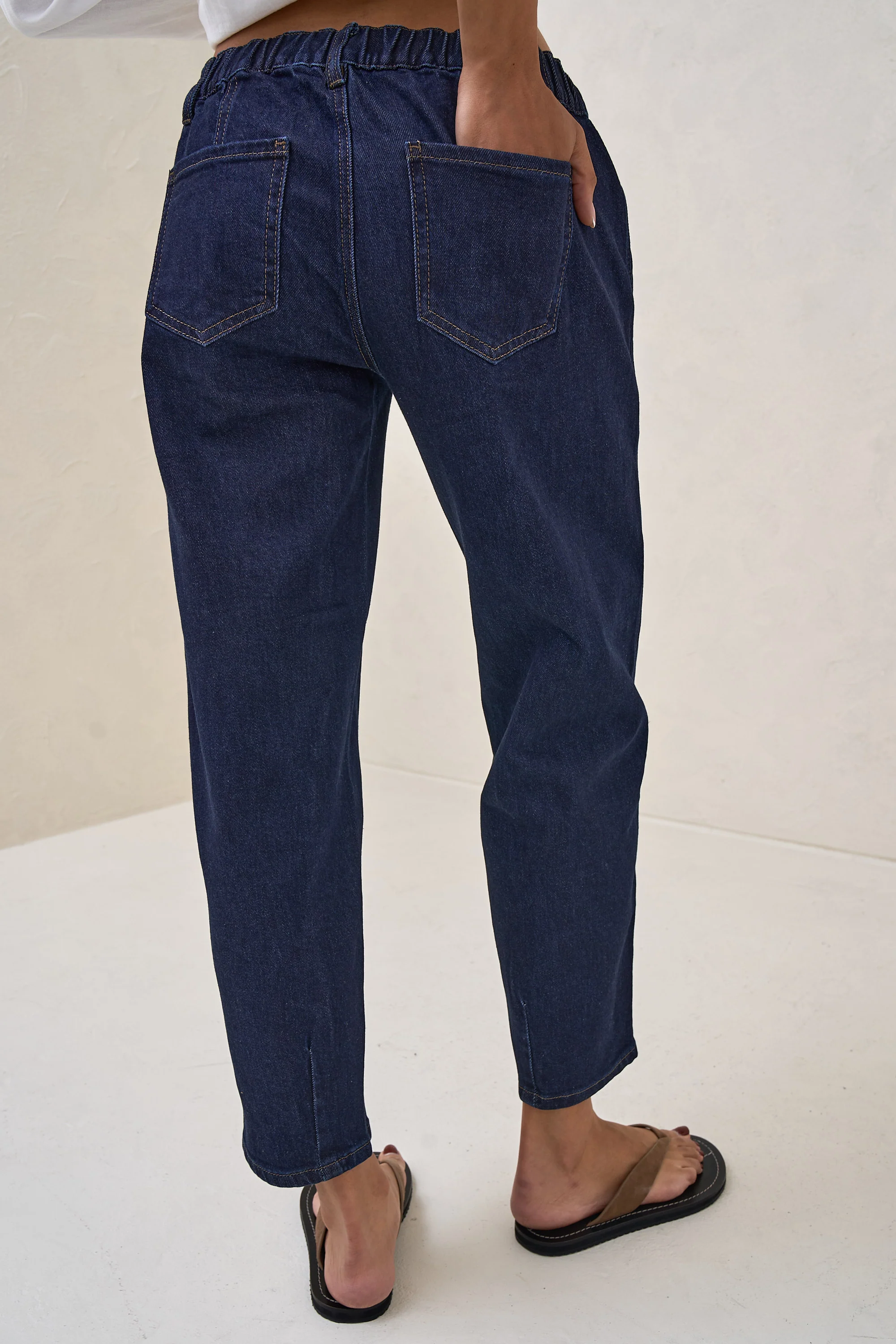 Bend The Rules Barrel Jean - Indigo - Image 9