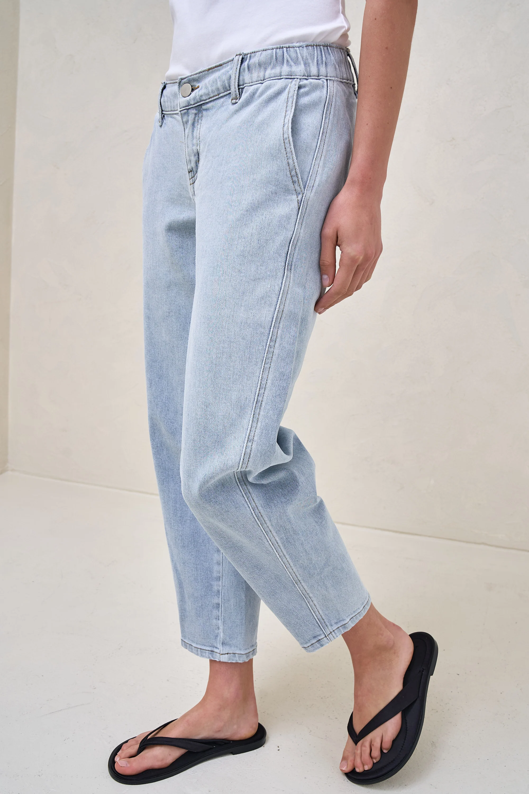 Bend The Rules Barrel Jean - Light Blue - Image 7