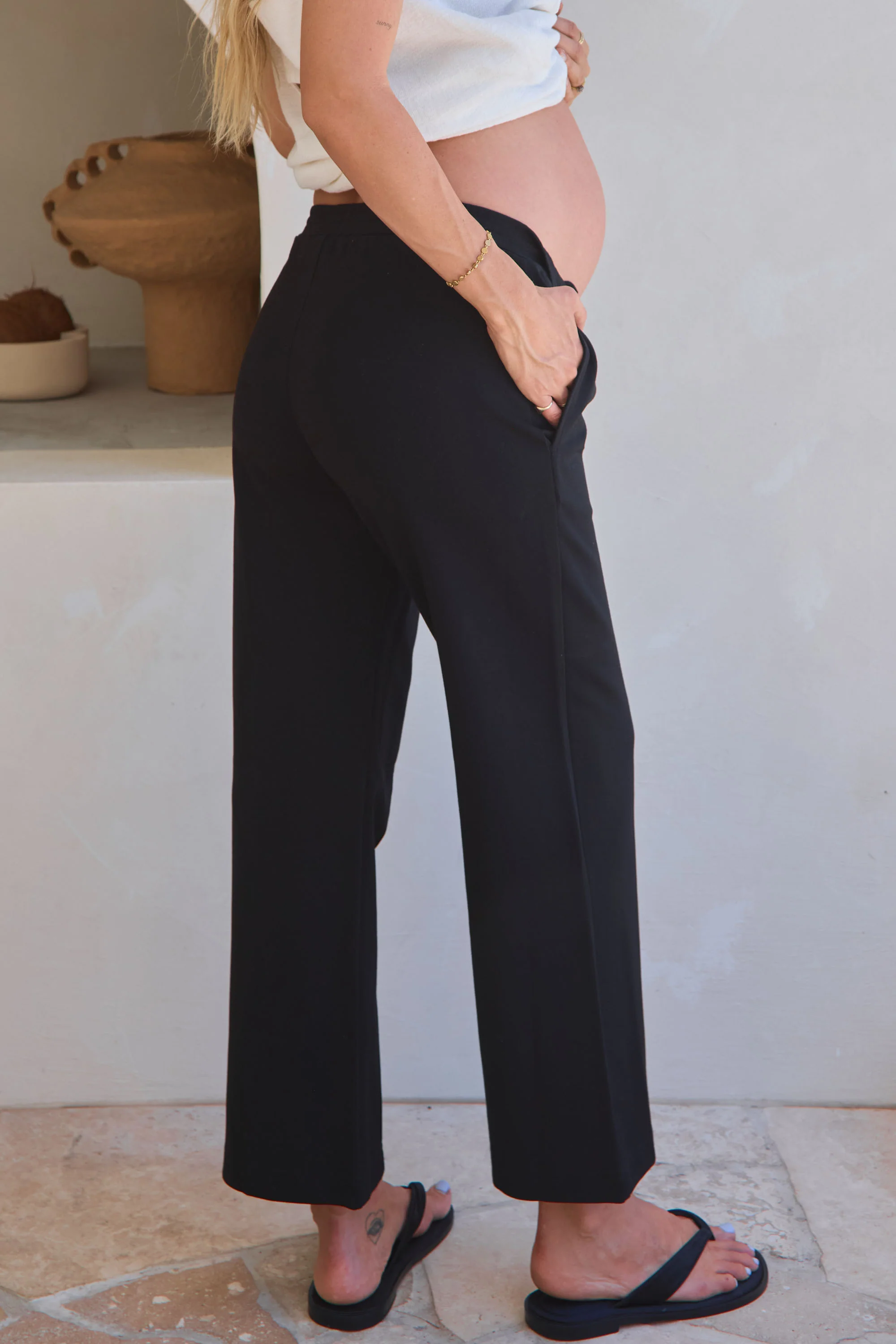High Road Cropped Pant - Black - Image 3
