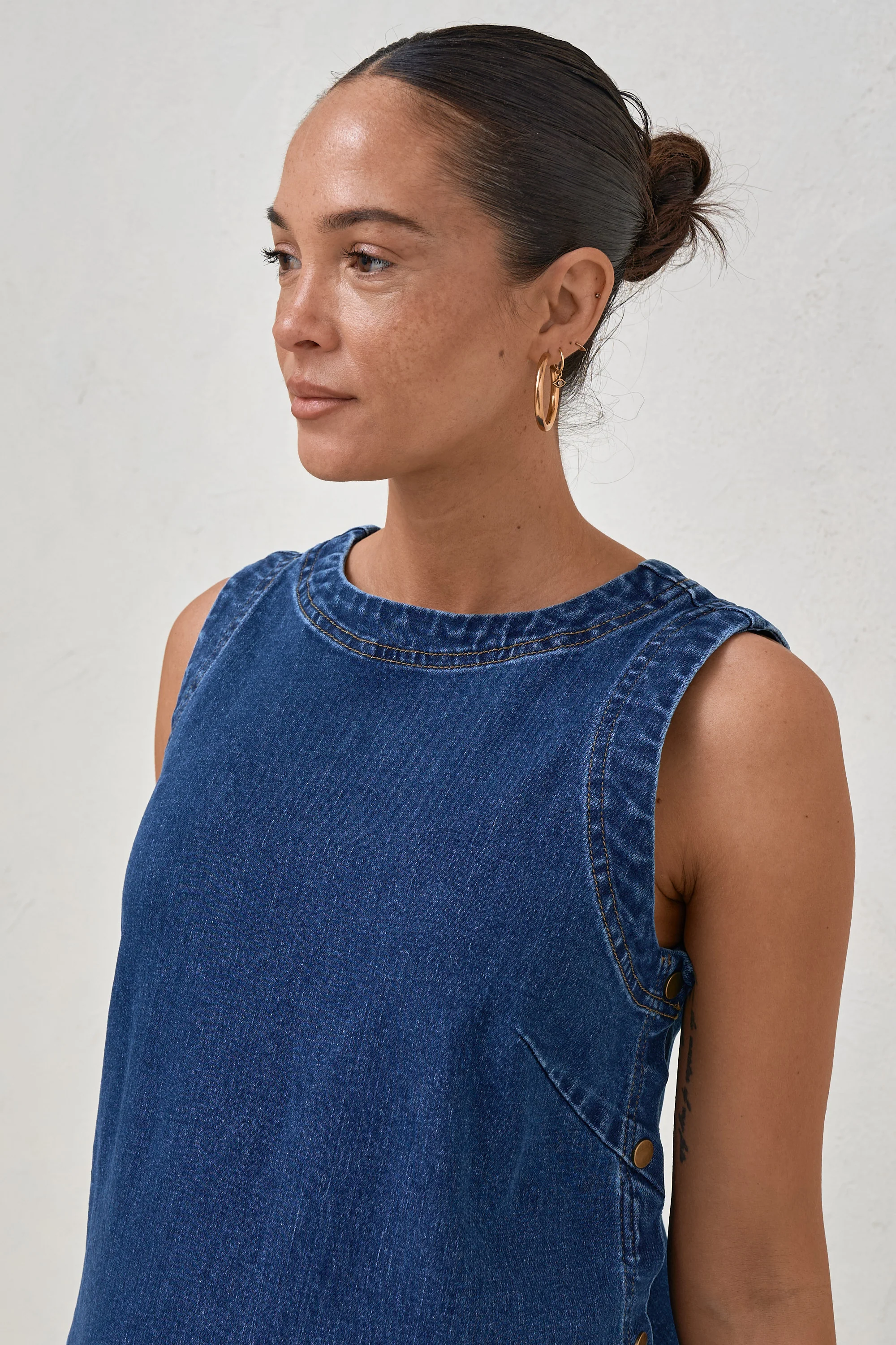 Short Story Denim Dress - Indigo - Image 4