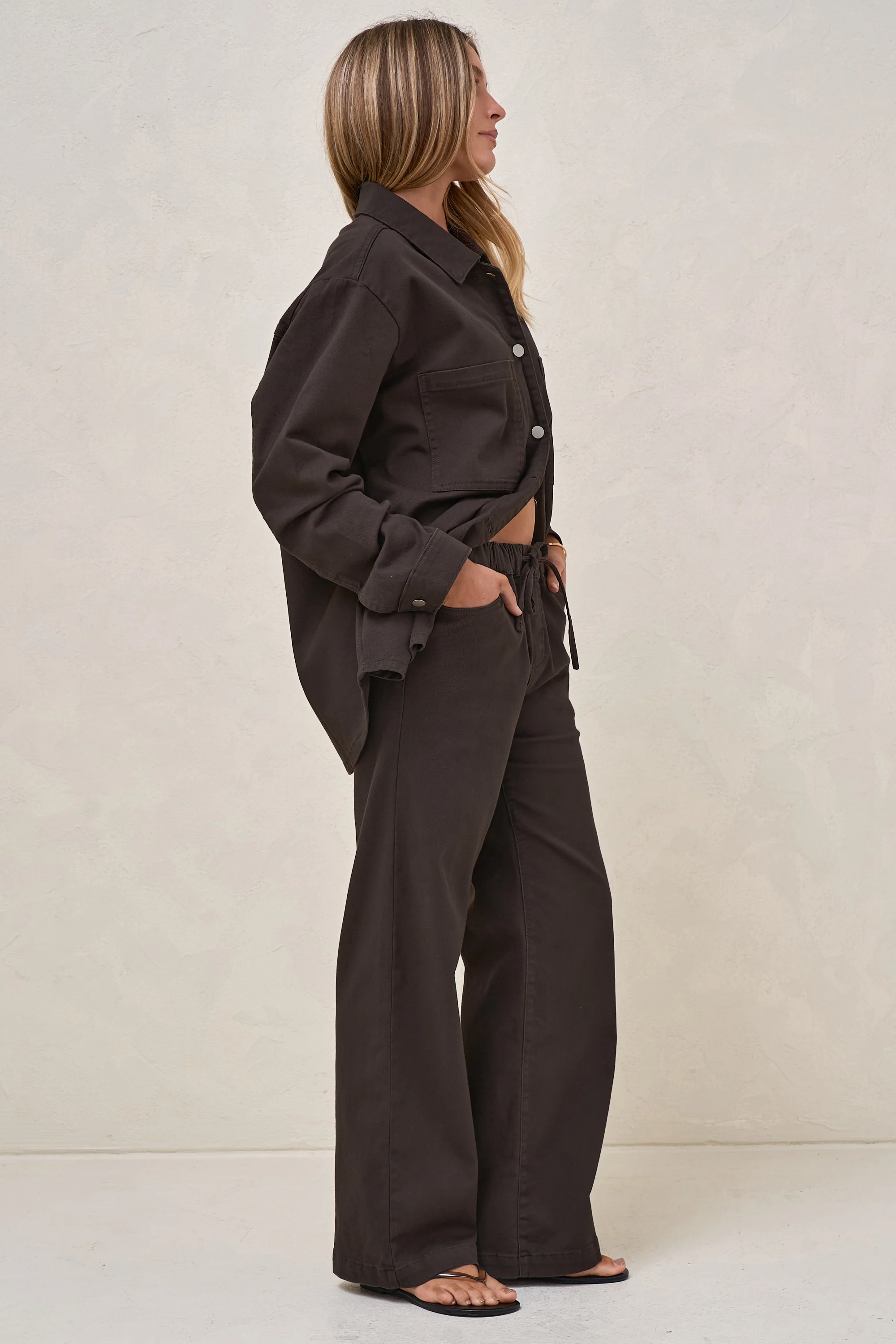 Frequent Wide Leg Jean - Chocolate - Image 7