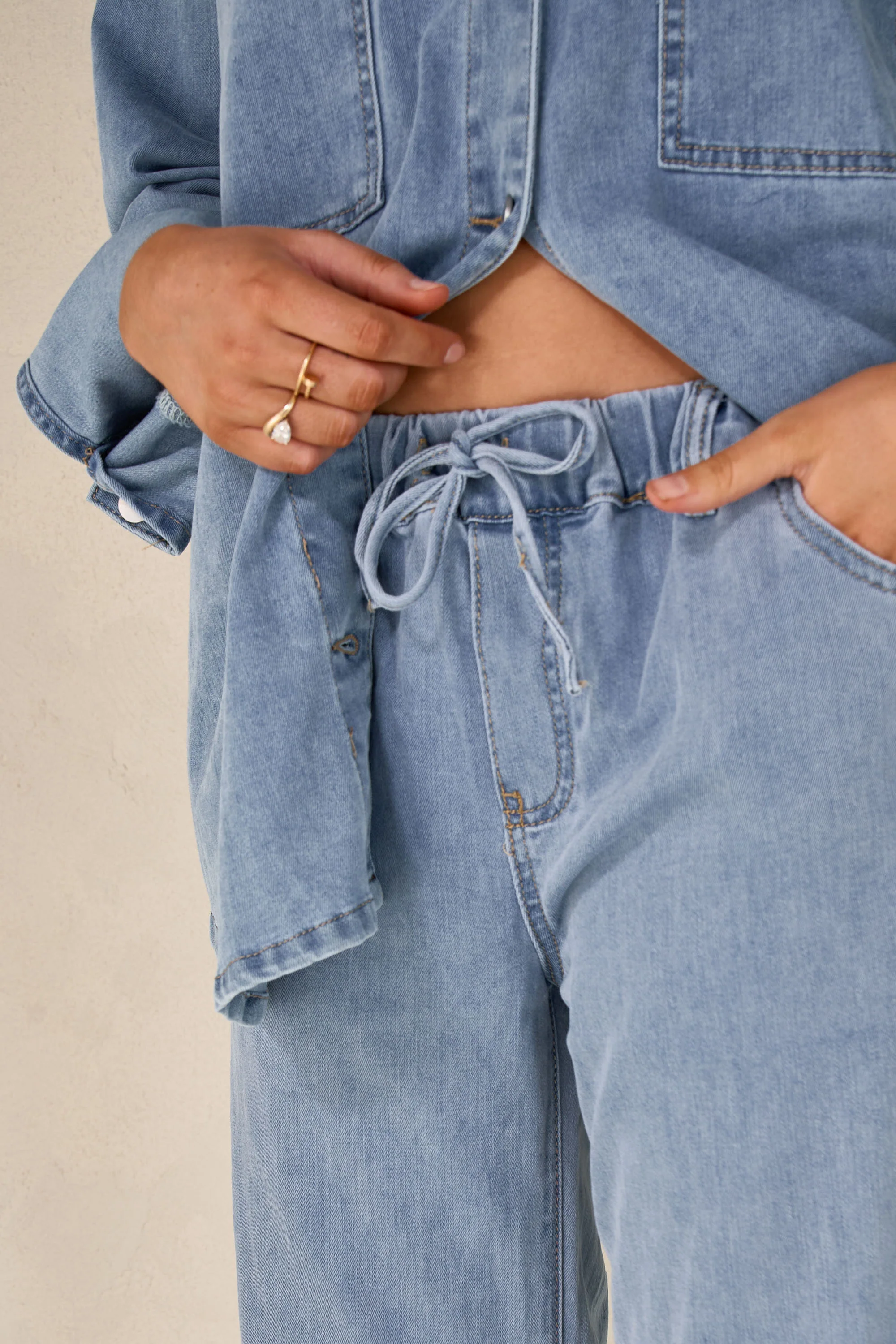 Frequent Wide Leg Jean - Light Blue - Image 9