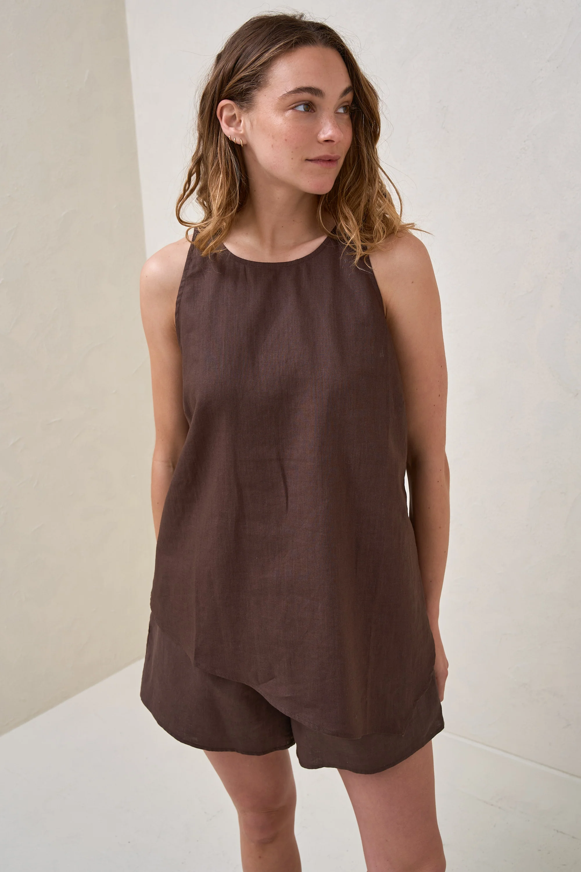 Timeless Linen Nursing Tank - Chocolate - Image 6