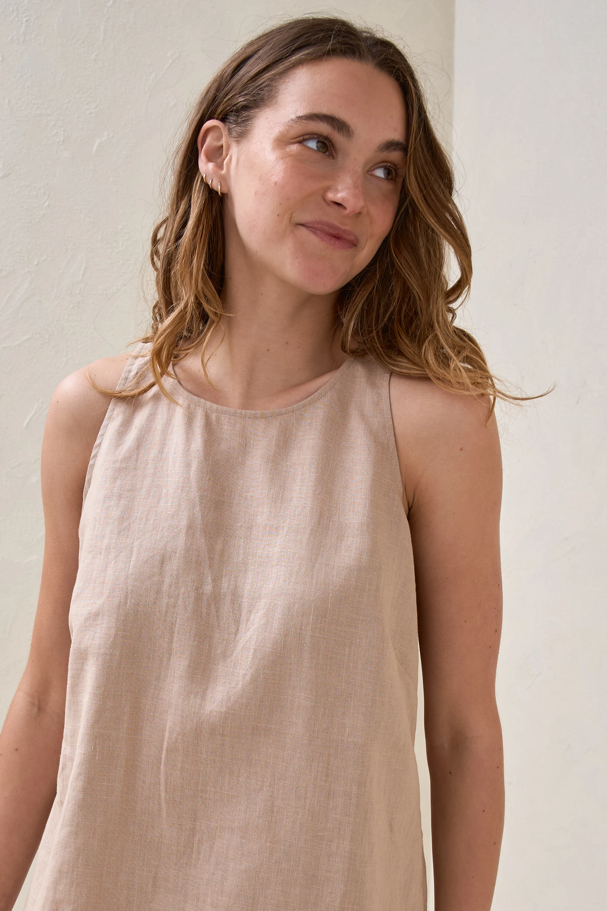Timeless Linen Nursing Tank - Biscuit - Image 9