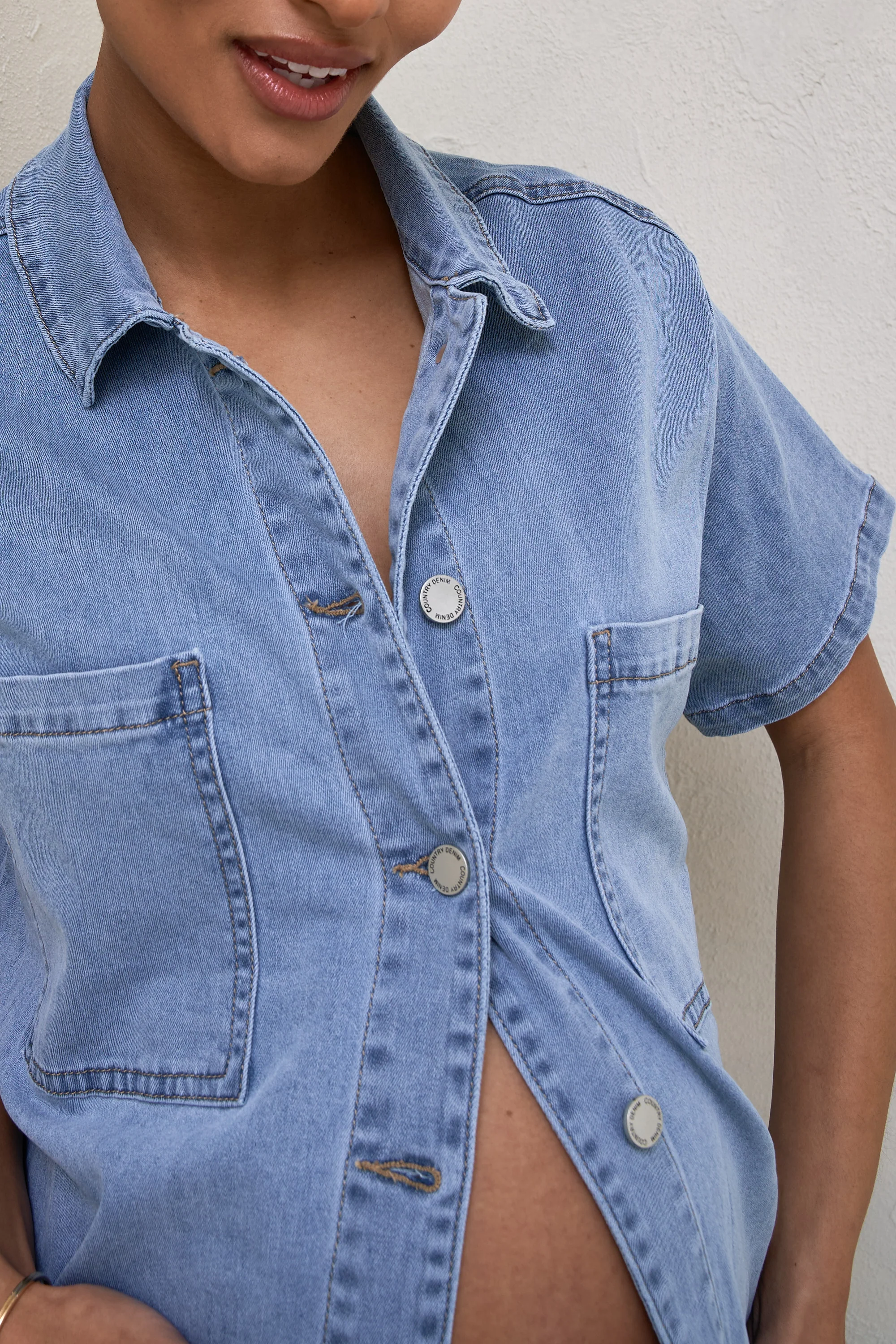 Frequent Short Sleeve Shirt - Light Blue - Image 4