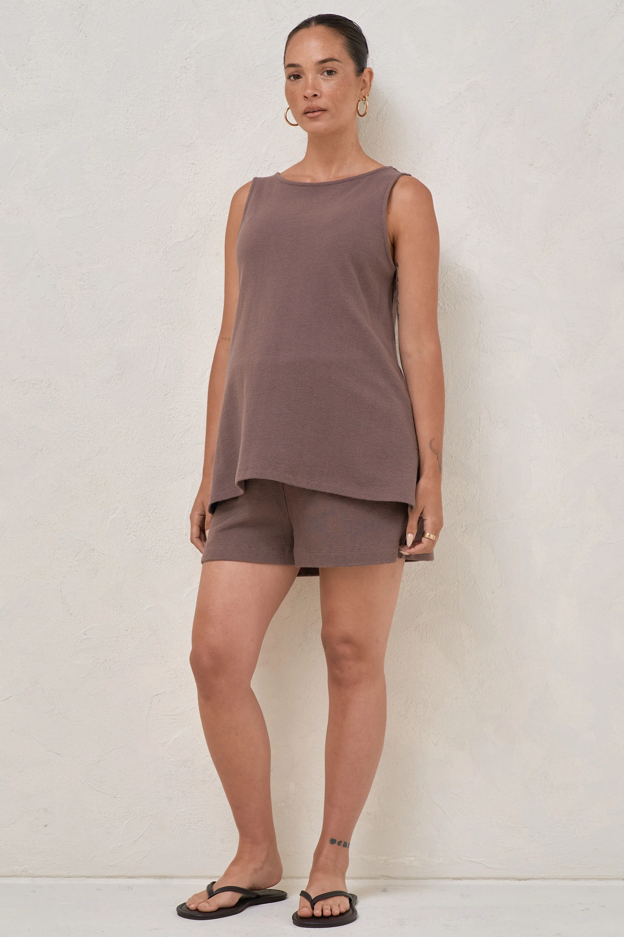 Kindred Short - Chocolate - Image 5
