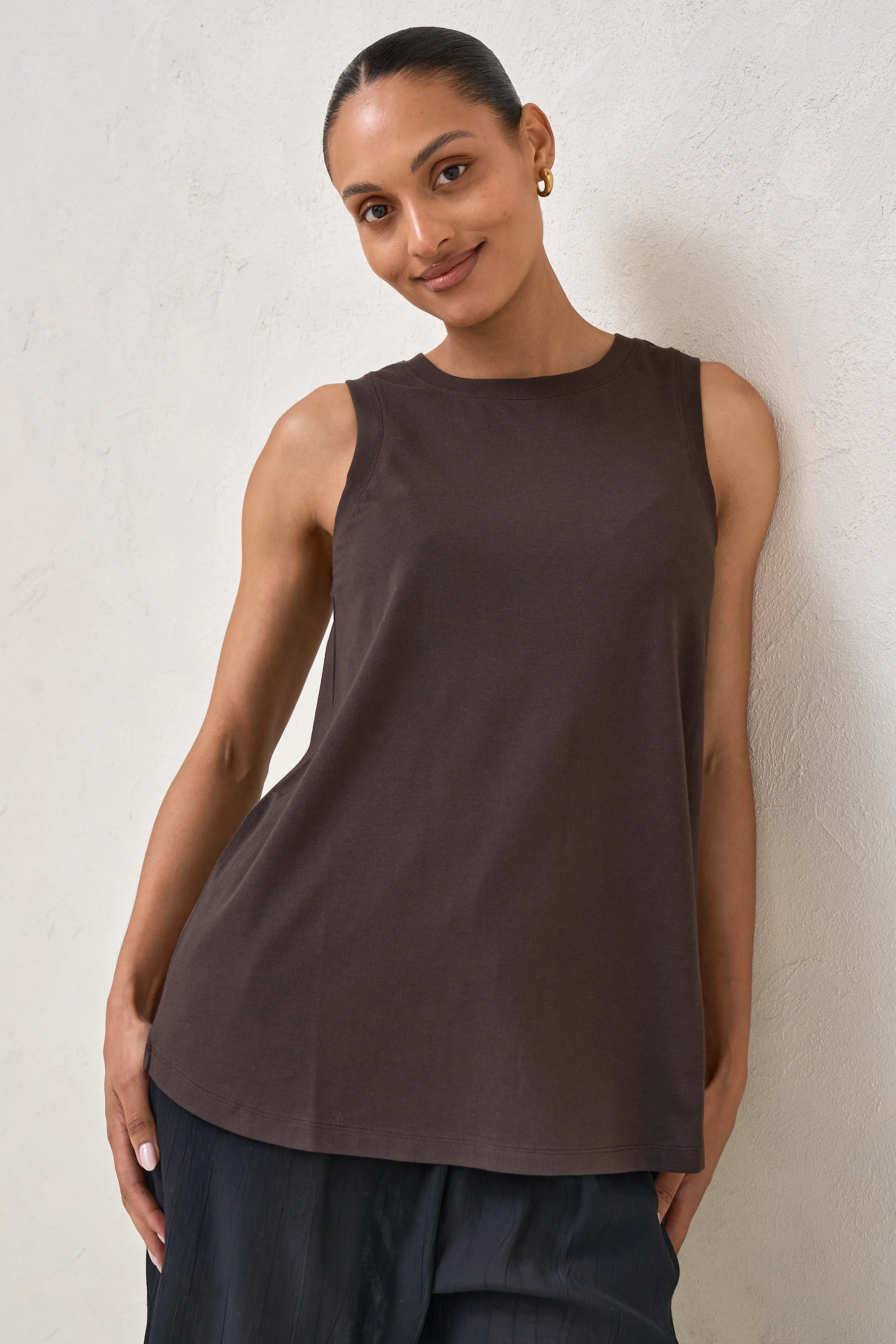 Into It Curved Hem Tank - Espresso - Image 6