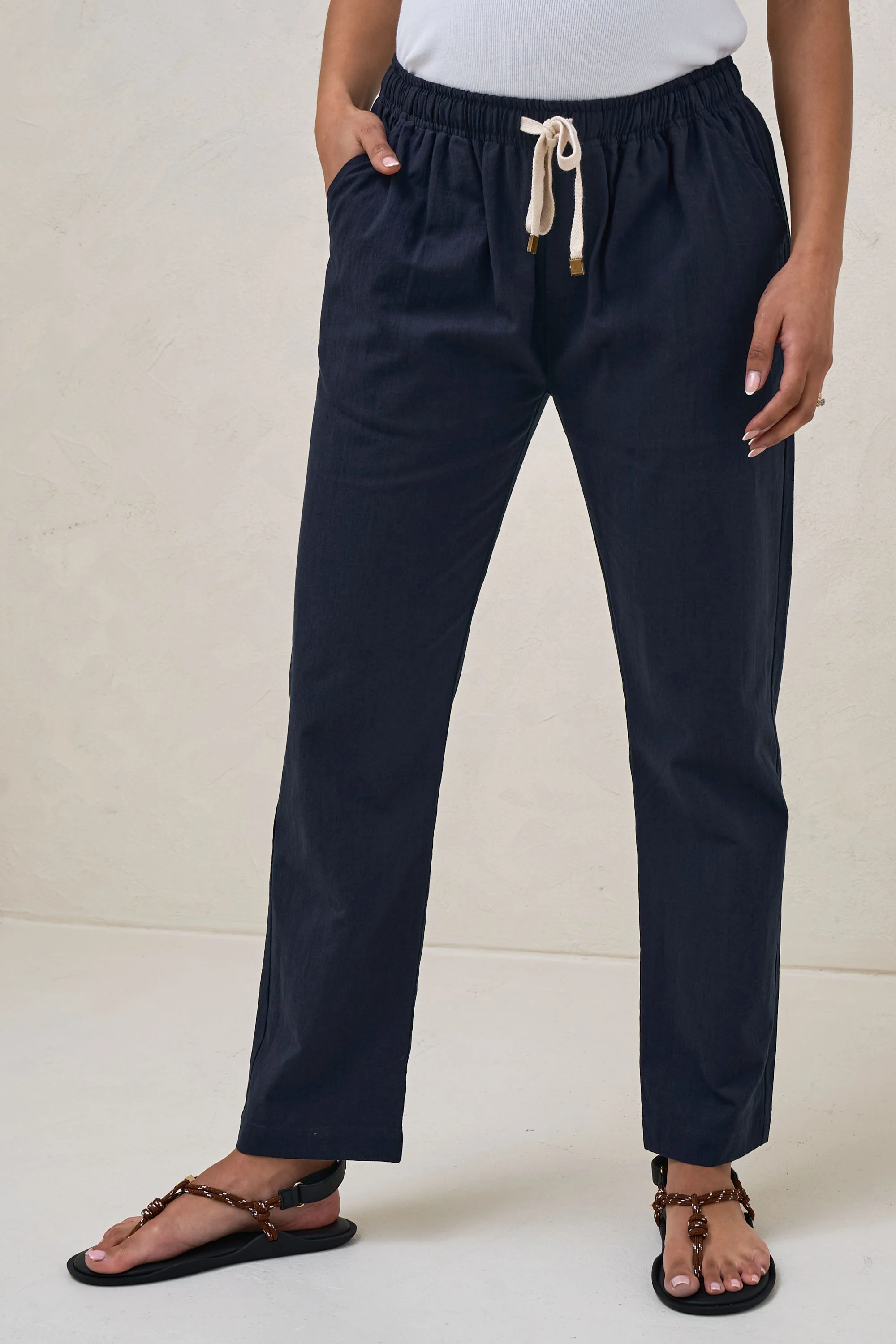 Perpetual Tapered Pant - Navy - Image 5