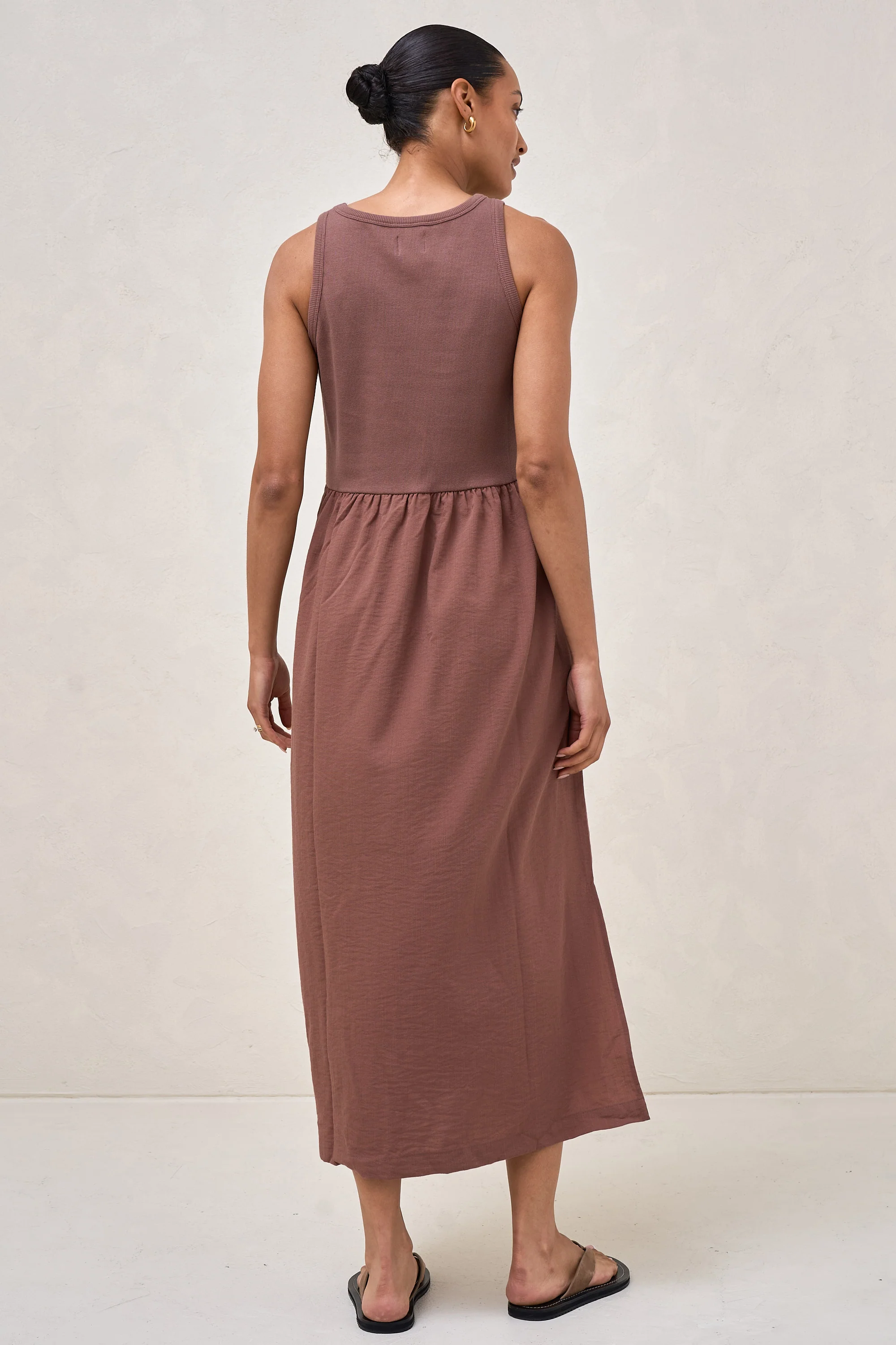 Serenade Midi Dress - Aubergine - Image 8