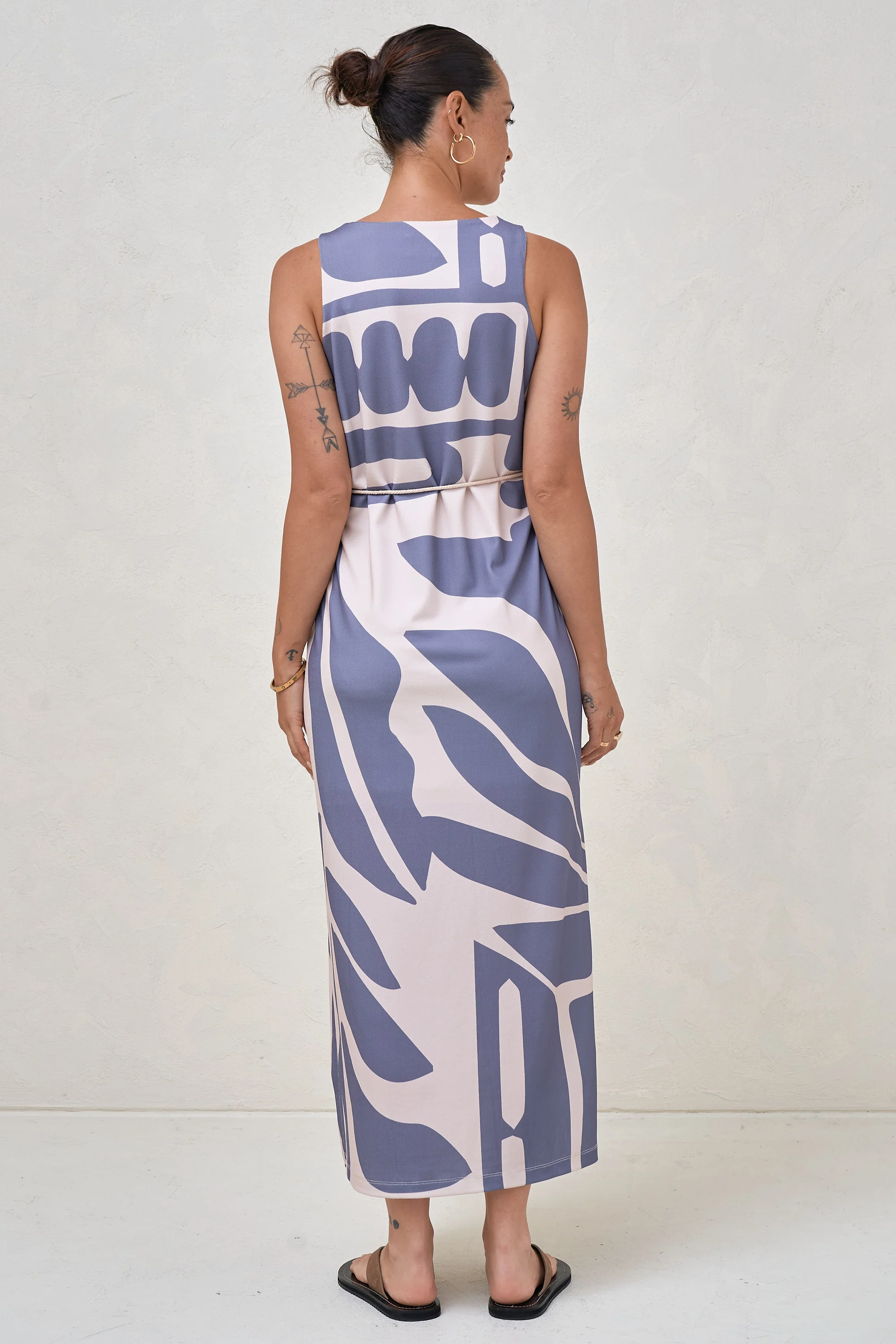 Calibration Nursing Column Dress -Blue Abstract - Image 4