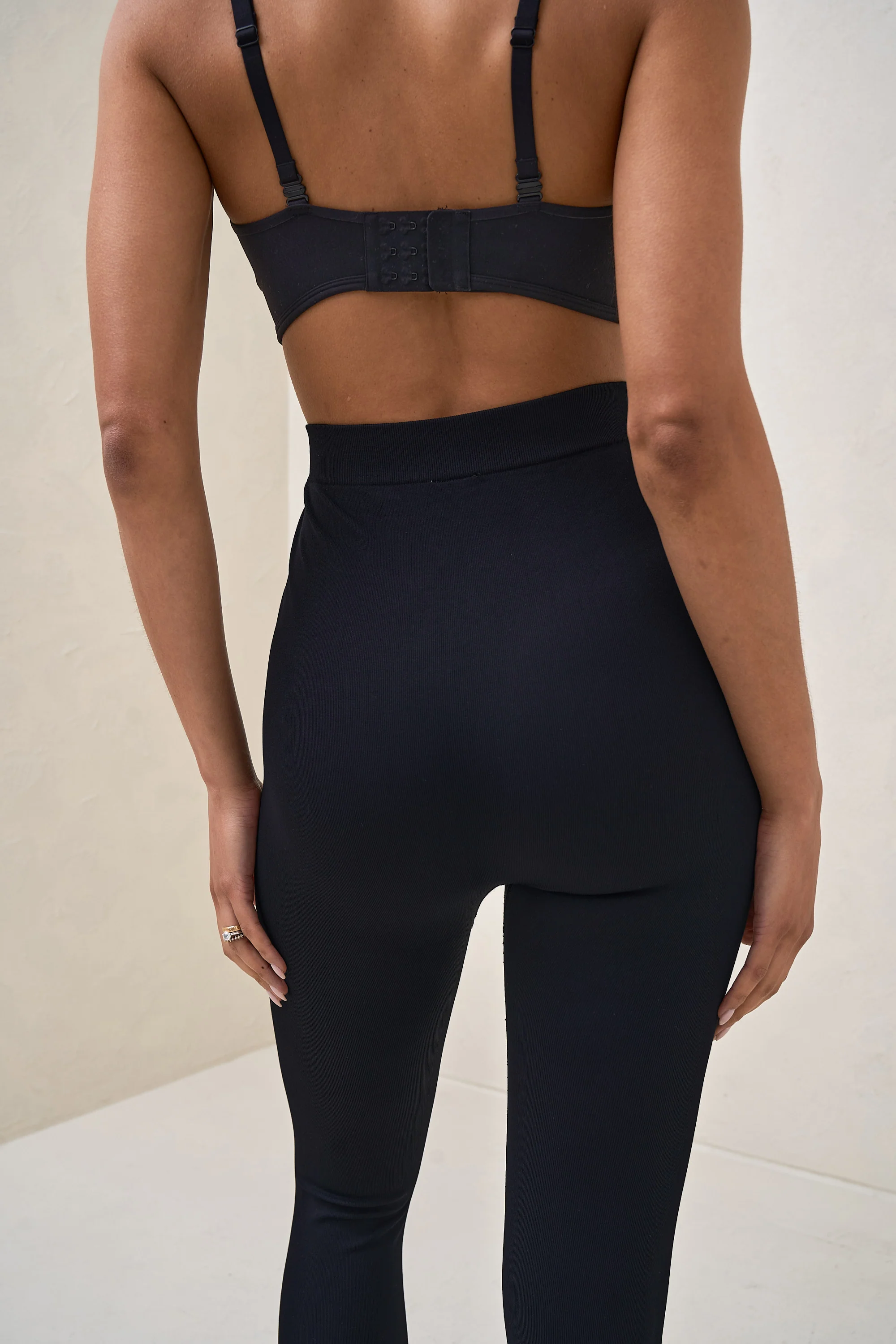 The Movement  Legging - Black - Image 8