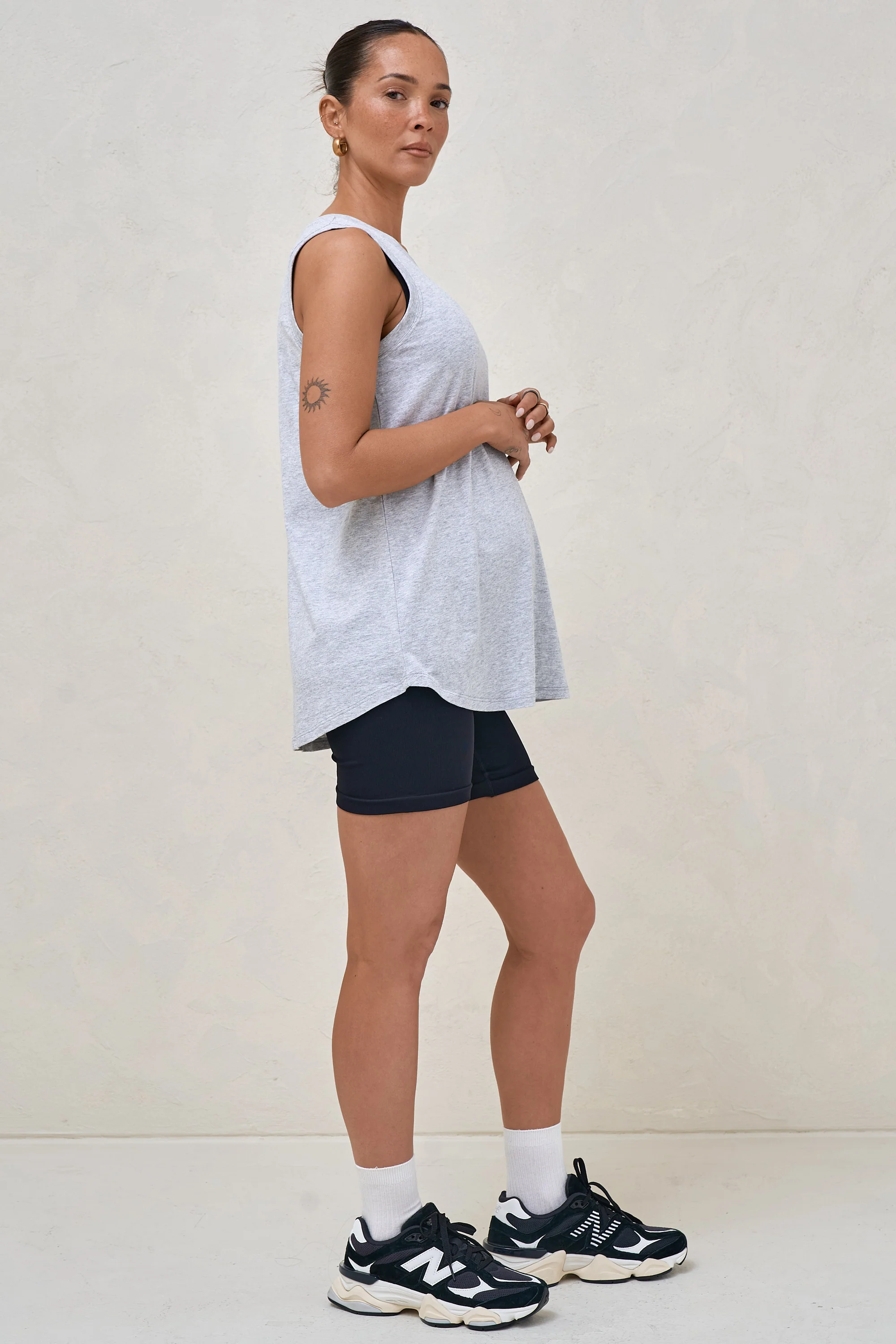 Into It Curved Hem Tank - Grey - Image 2