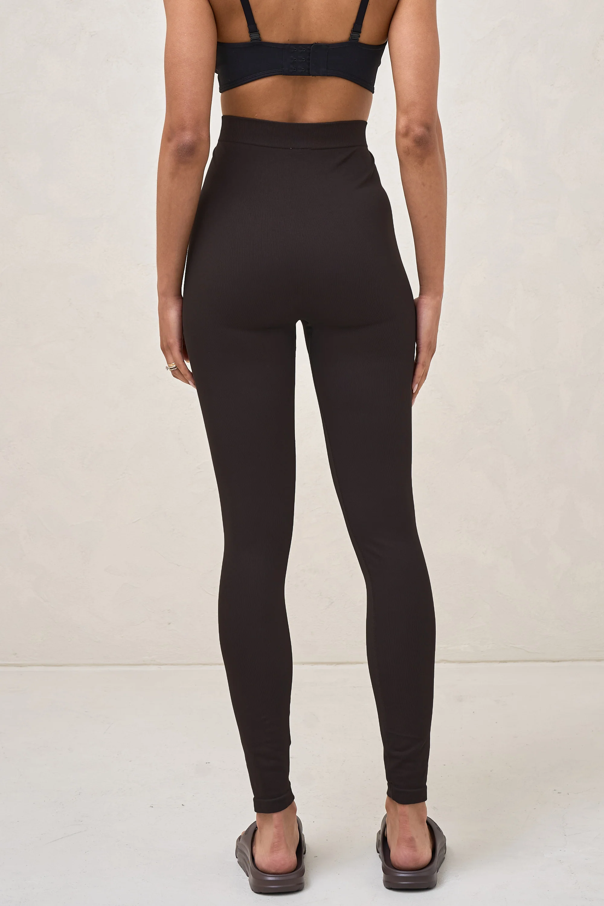 The Movement Legging - Chocolate - Image 8