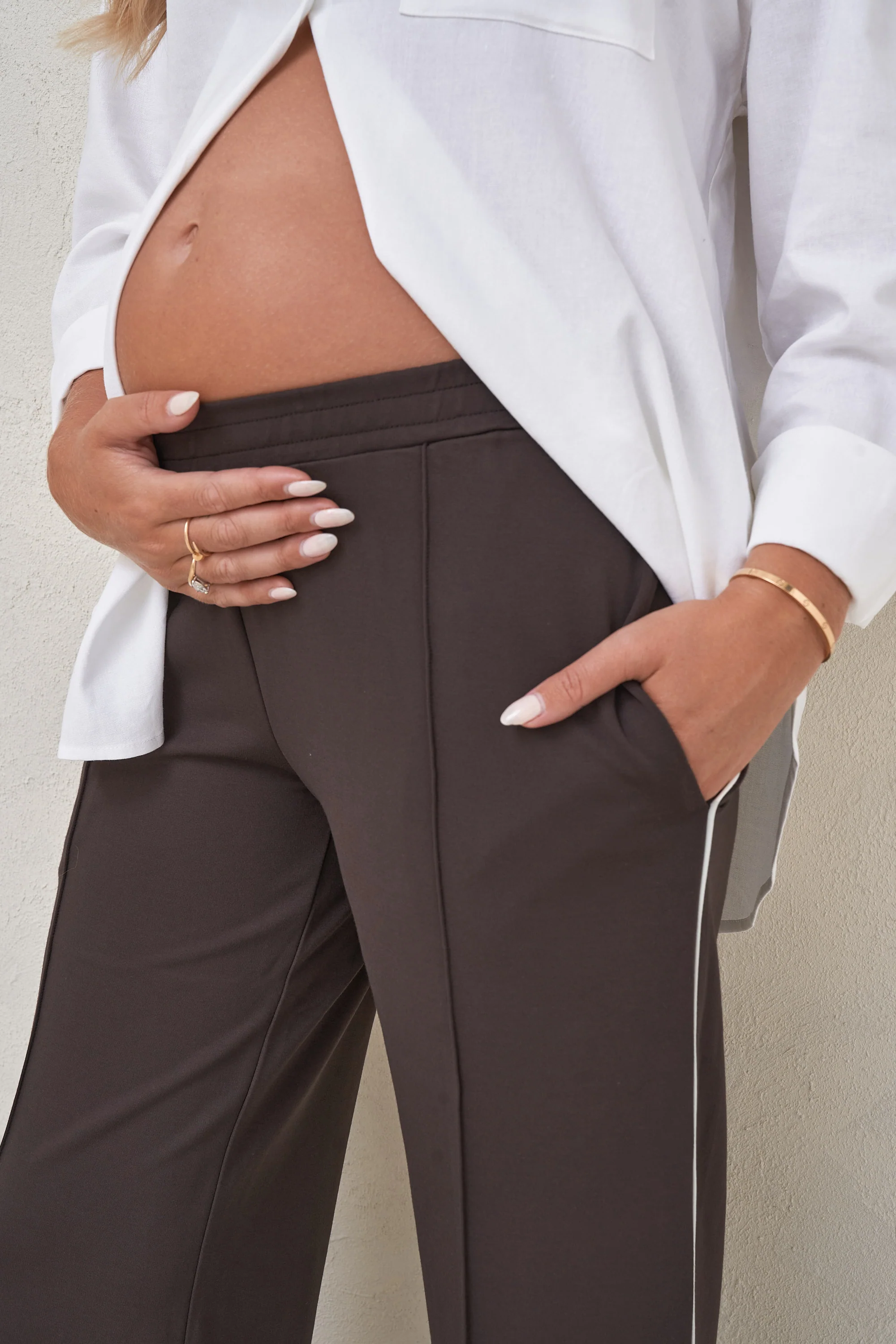 Baseline Trackpant - Chocolate - Image 3