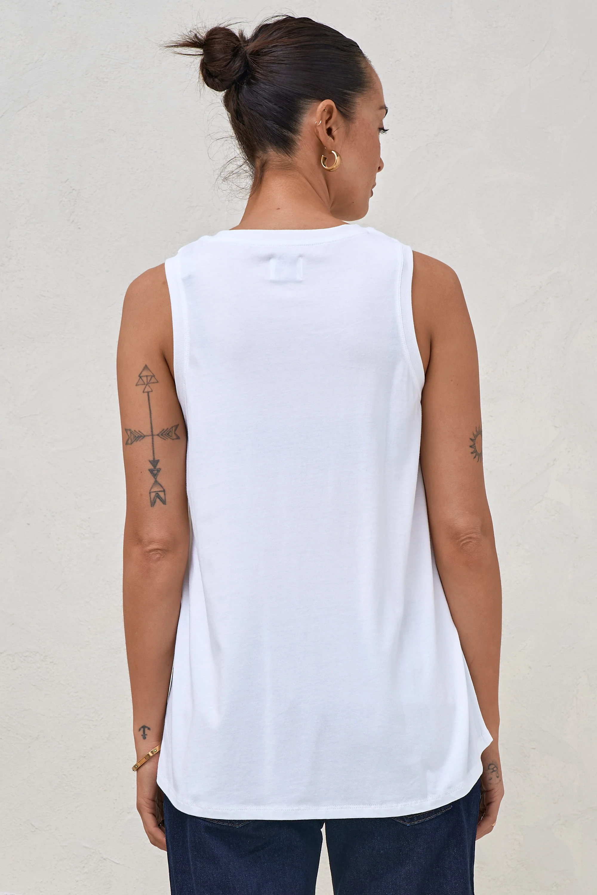 Into It Curved Hem Tank - White - Image 3